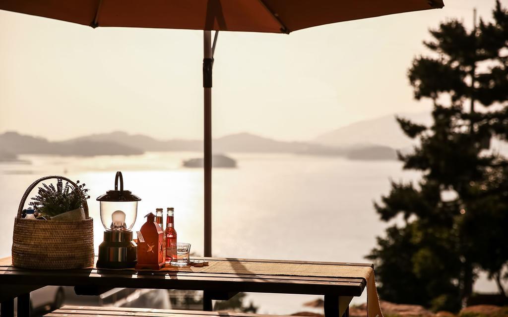 Yeosu Blooming Pension Экстерьер фото